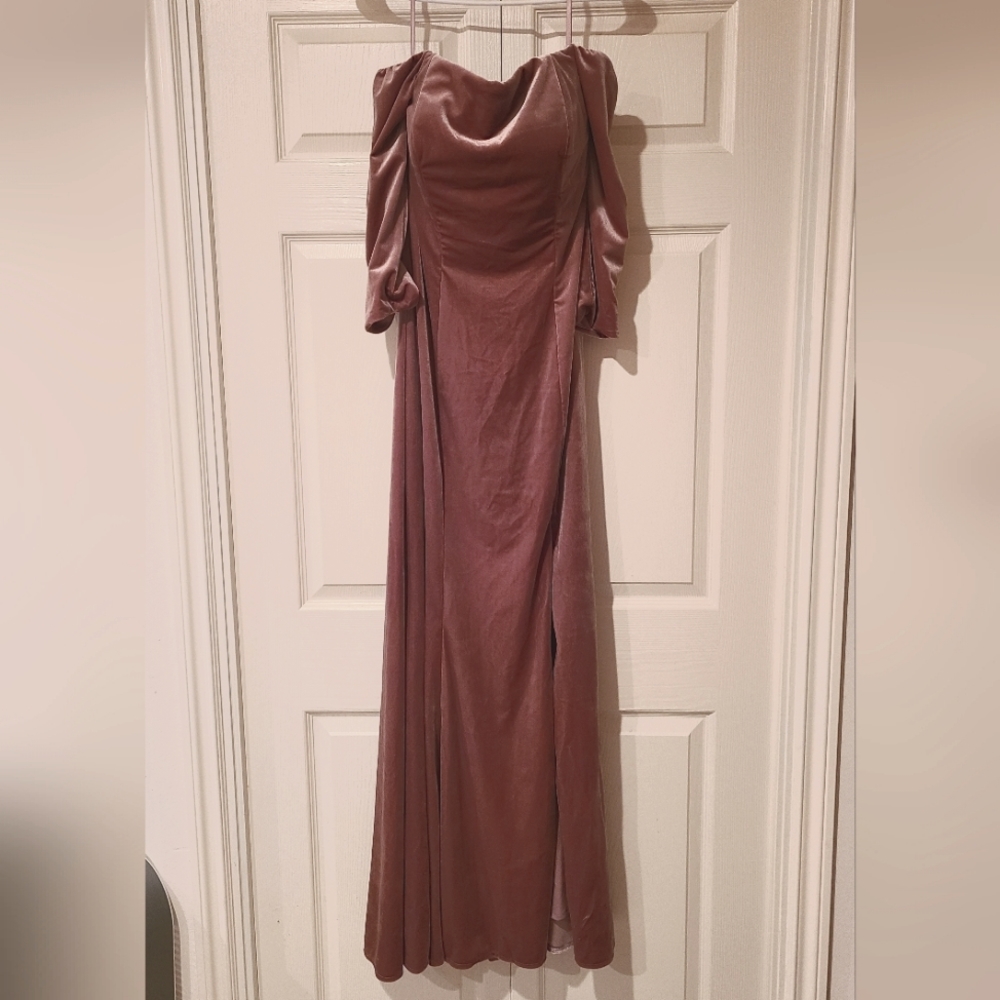 ALLURE STYLE 1667 OFF SHOULDER VELVET BRIDESMAID DRESS NWT